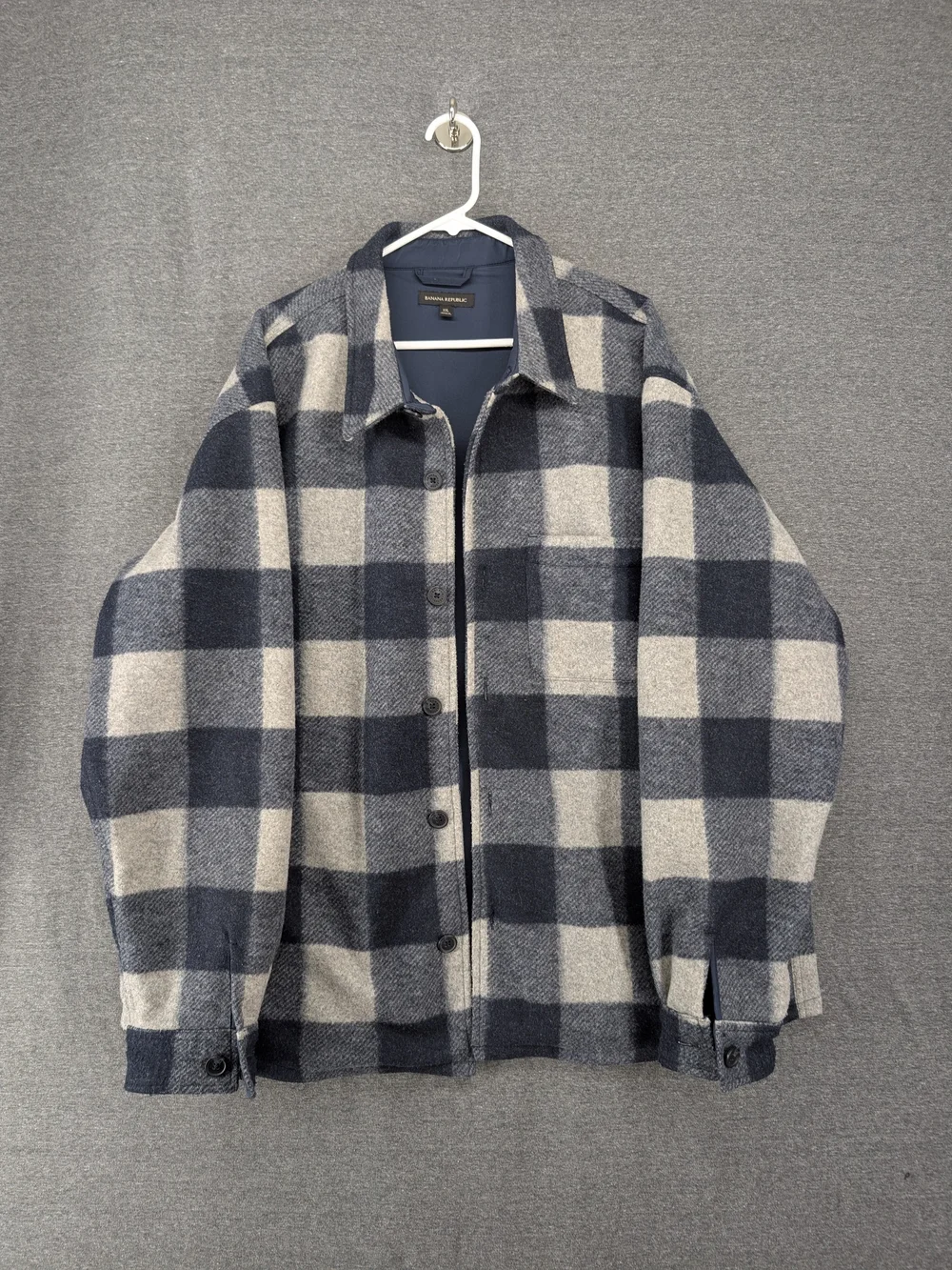 Banana Republic Men's Navy & Gray Plaid Wool Overshirt